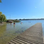 Lakeside Holiday home Boszkowo