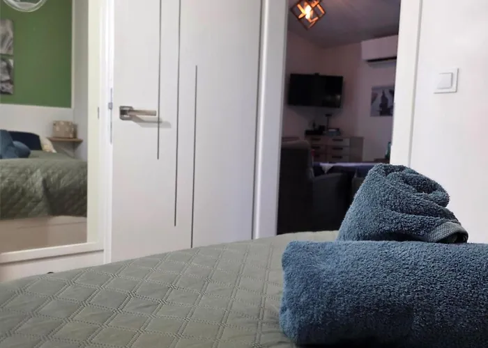 Lakeside * بوزكوفو