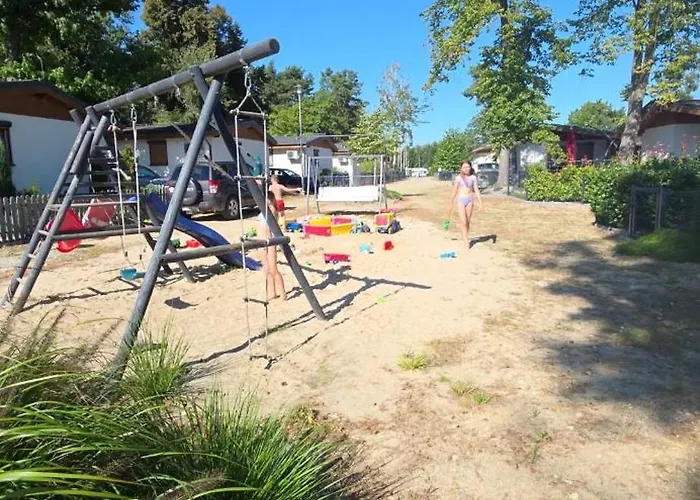 Lakeside بوزكوفو